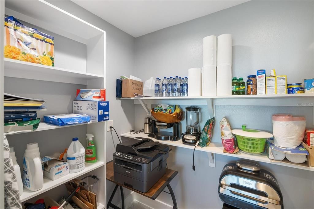 For Sale: $1,150,000 (2 beds, 2 baths, 1601 Square Feet)