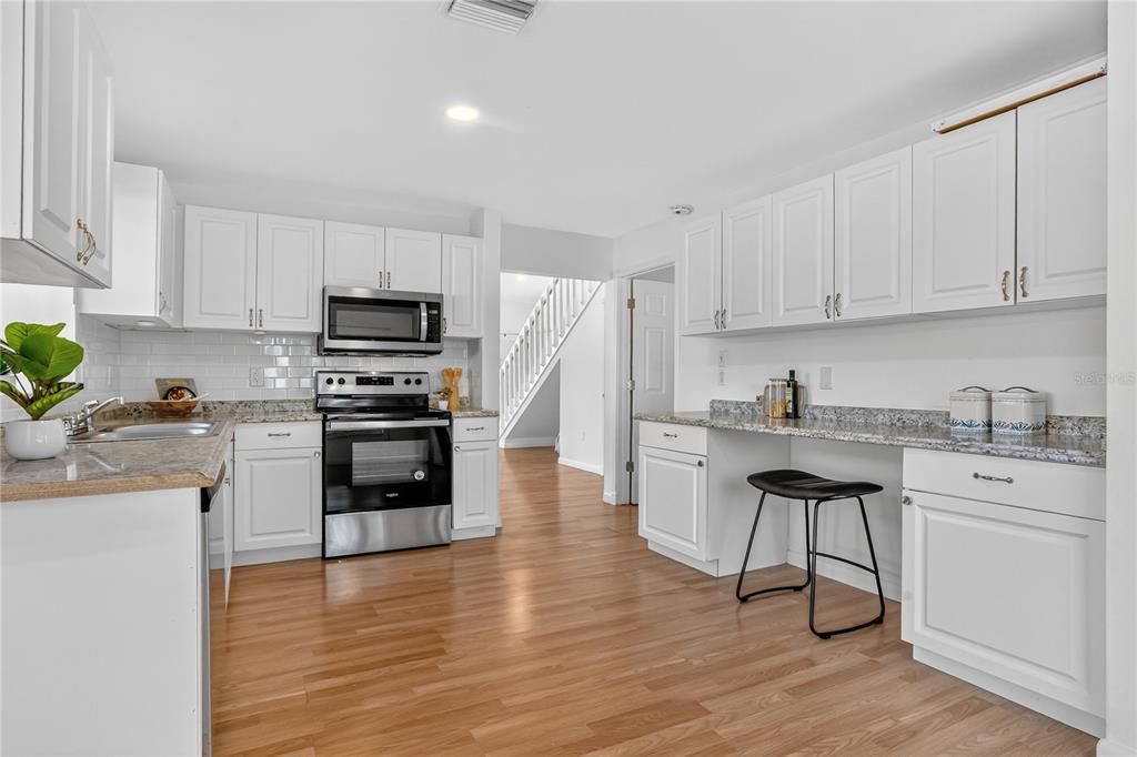 For Sale: $389,000 (3 beds, 2 baths, 1967 Square Feet)