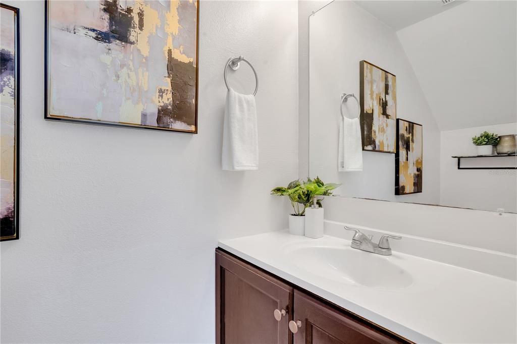 For Sale: $389,000 (3 beds, 2 baths, 1967 Square Feet)