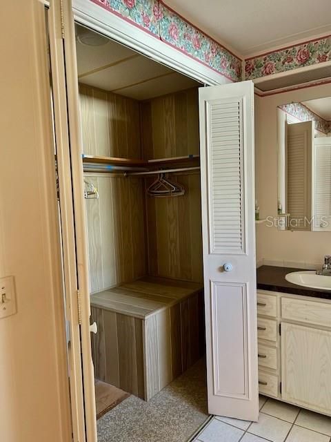 待售: $100,000 (2 贝兹, 2 浴室, 1332 平方英尺)