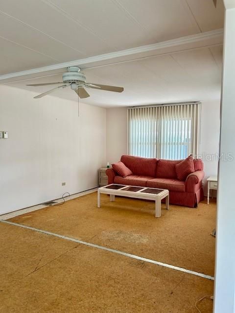 待售: $100,000 (2 贝兹, 2 浴室, 1332 平方英尺)