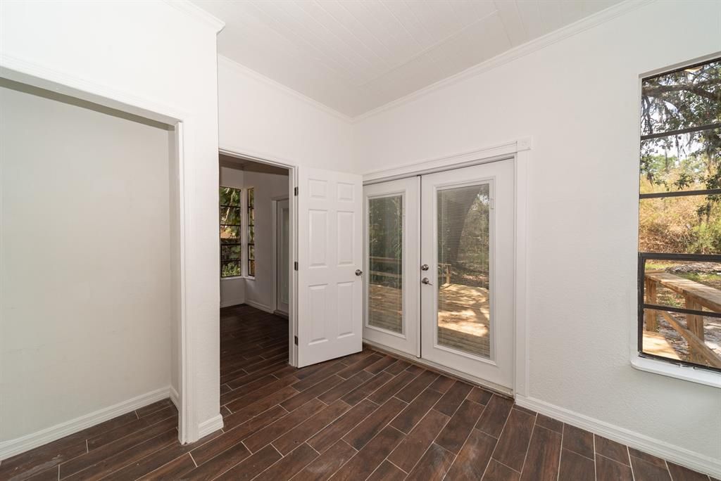 For Rent: $1,850 (3 beds, 2 baths, 1269 Square Feet)