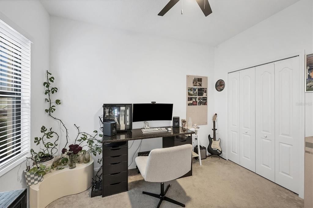 На продажу: $405,000 (3 спален, 2 ванн, 1421 Квадратных фут)