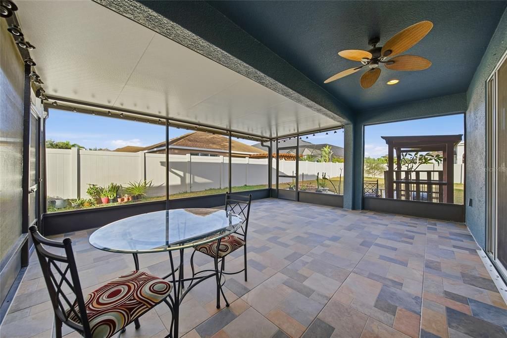 待售: $400,000 (3 贝兹, 2 浴室, 2029 平方英尺)