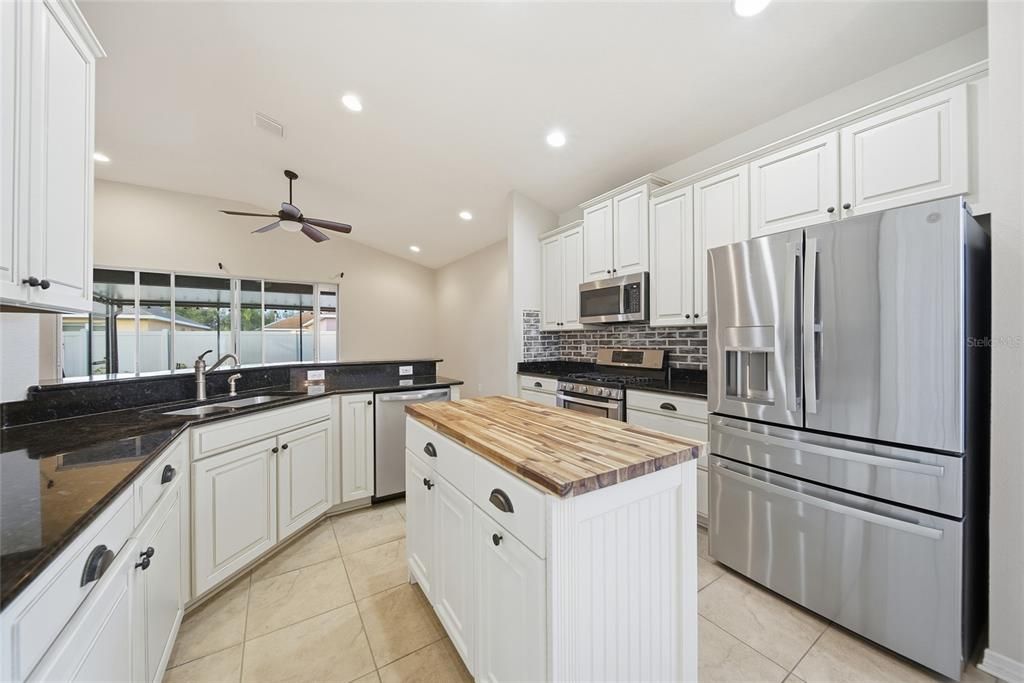 待售: $400,000 (3 贝兹, 2 浴室, 2029 平方英尺)