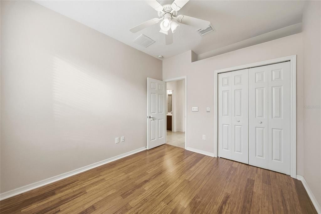 待售: $400,000 (3 贝兹, 2 浴室, 2029 平方英尺)