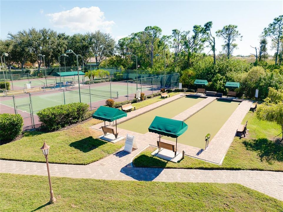 待售: $399,900 (2 贝兹, 2 浴室, 1385 平方英尺)