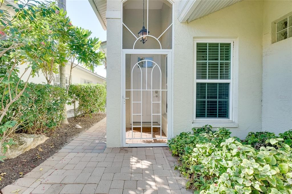 待售: $399,900 (2 贝兹, 2 浴室, 1385 平方英尺)