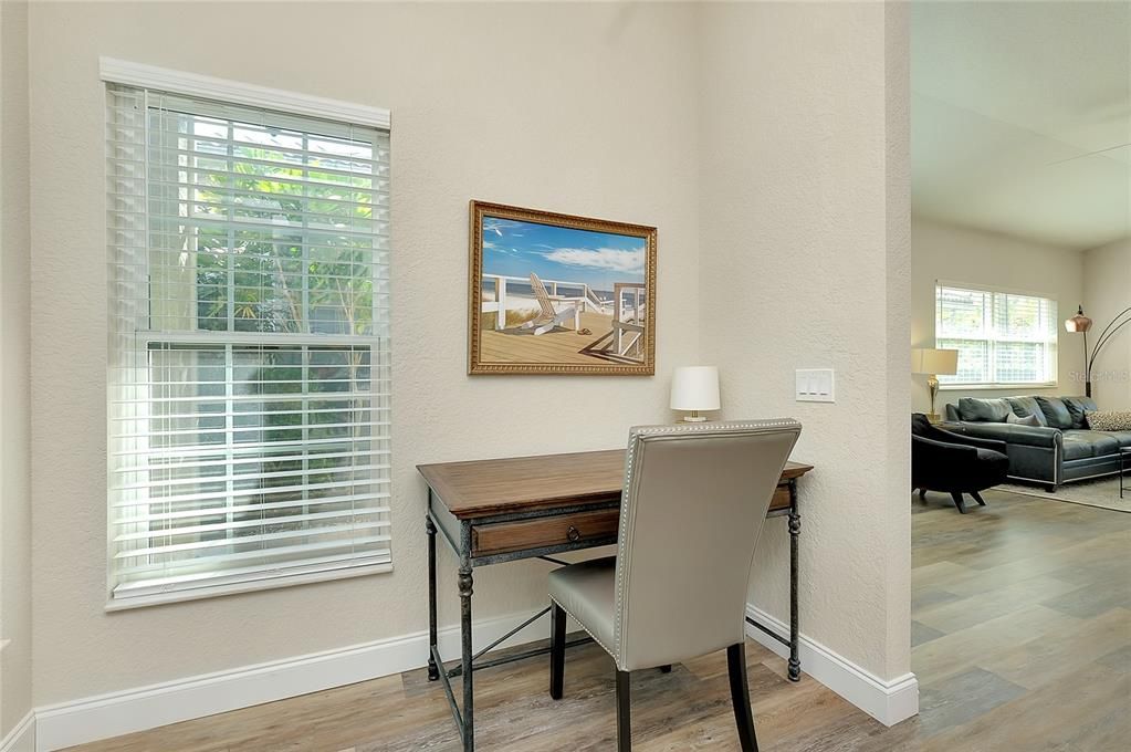 待售: $399,900 (2 贝兹, 2 浴室, 1385 平方英尺)