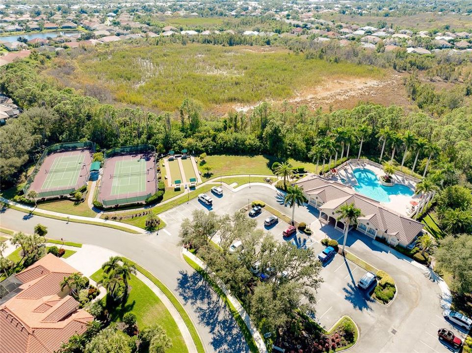 待售: $399,900 (2 贝兹, 2 浴室, 1385 平方英尺)