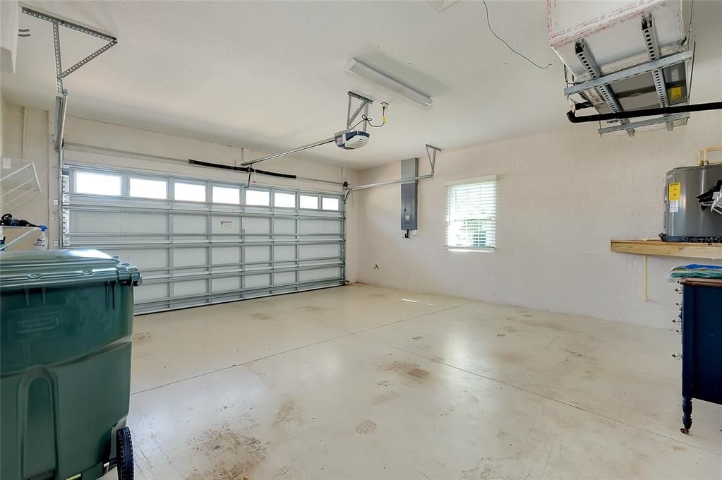 待售: $399,900 (2 贝兹, 2 浴室, 1385 平方英尺)