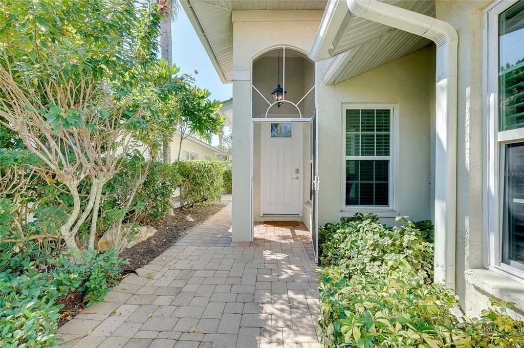 待售: $399,900 (2 贝兹, 2 浴室, 1385 平方英尺)