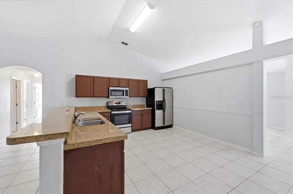 For Sale: $299,999 (3 beds, 2 baths, 1770 Square Feet)