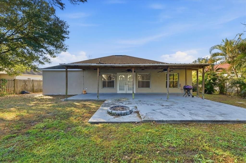 For Sale: $299,999 (3 beds, 2 baths, 1770 Square Feet)