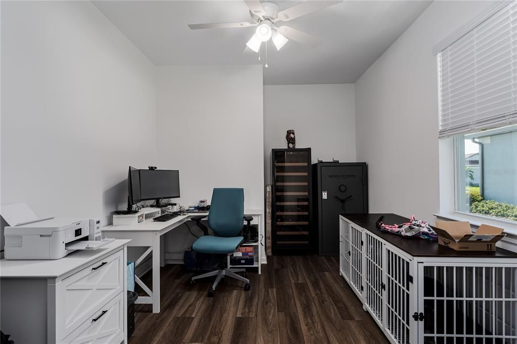 На продажу: $399,900 (2 спален, 2 ванн, 1542 Квадратных фут)