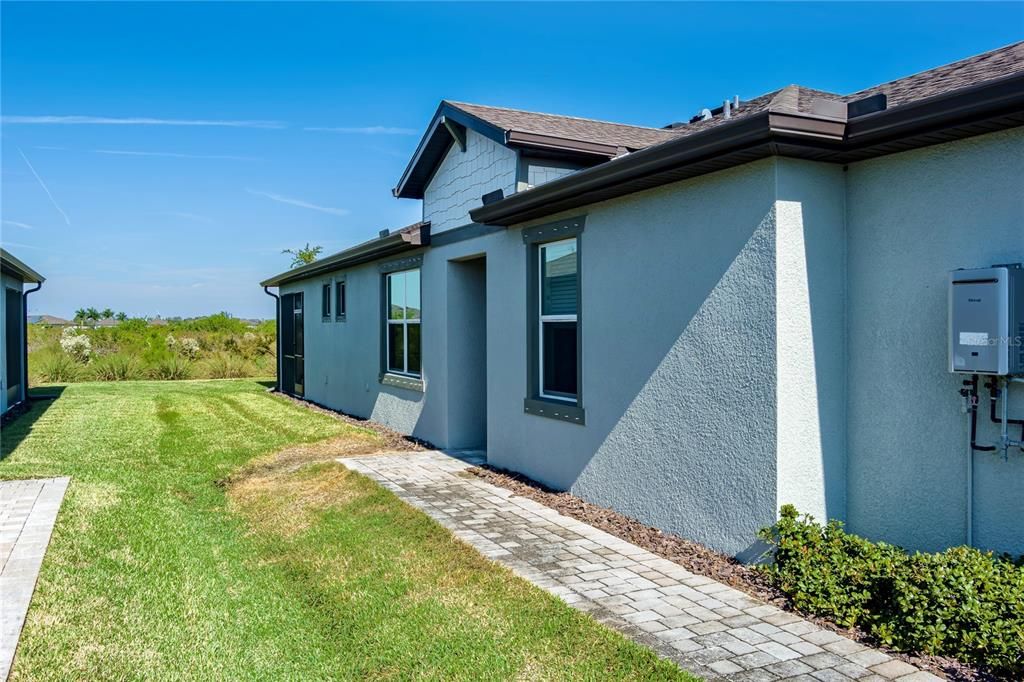 На продажу: $399,900 (2 спален, 2 ванн, 1542 Квадратных фут)