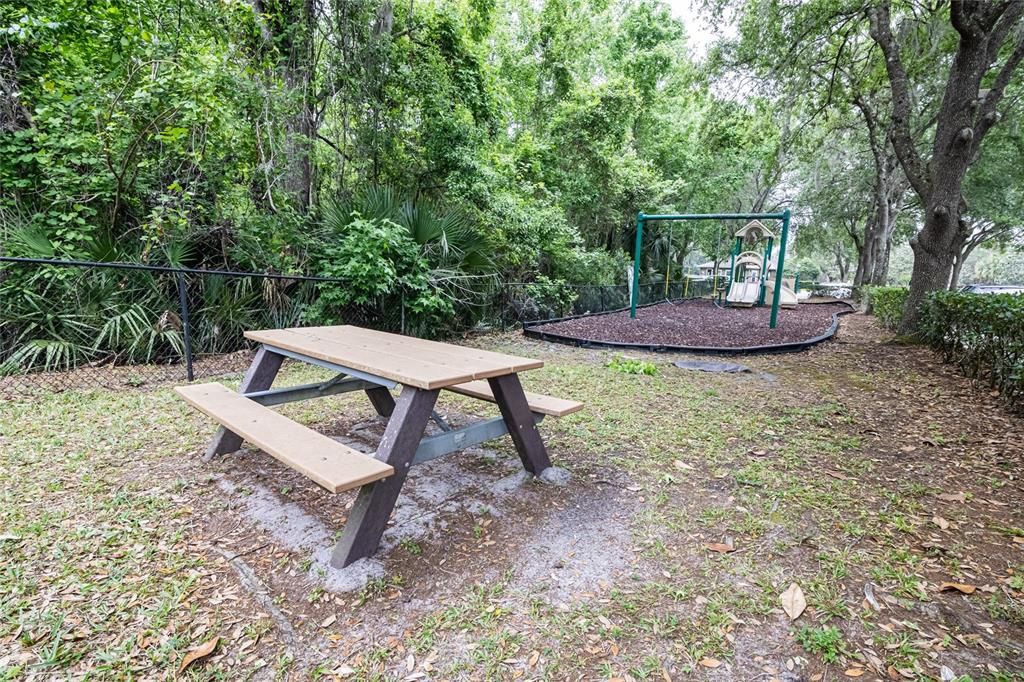 出租: $1,699 (2 贝兹, 1 浴室, 1271 平方英尺)