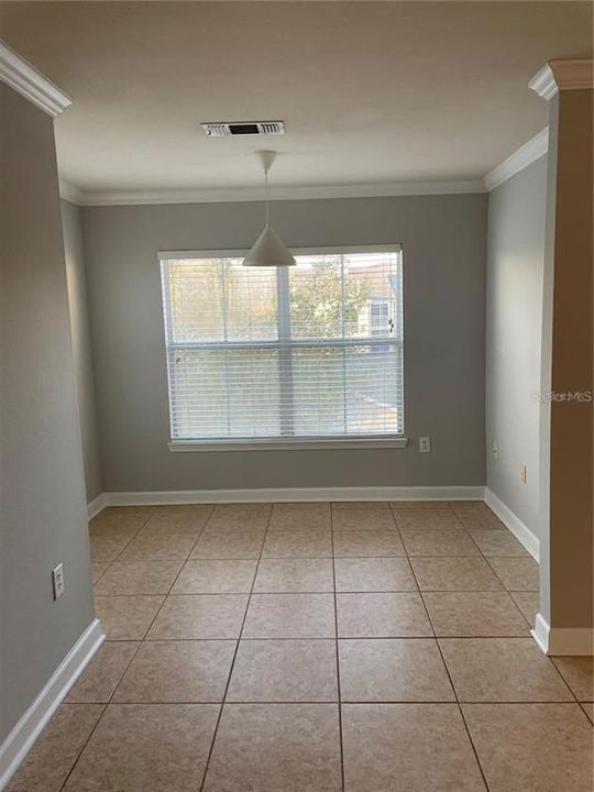 For Rent: $1,500 (1 beds, 1 baths, 865 Square Feet)