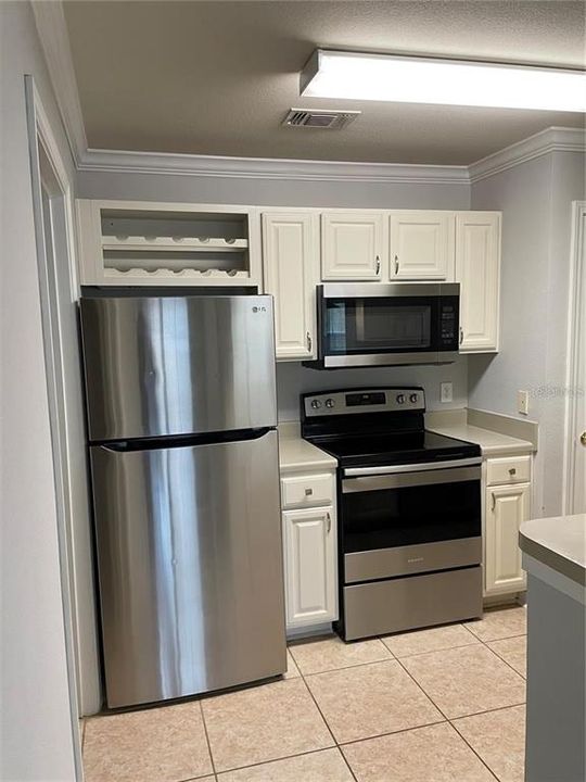 For Rent: $1,500 (1 beds, 1 baths, 865 Square Feet)