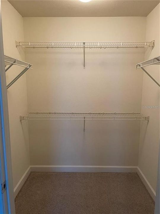 For Rent: $1,500 (1 beds, 1 baths, 865 Square Feet)