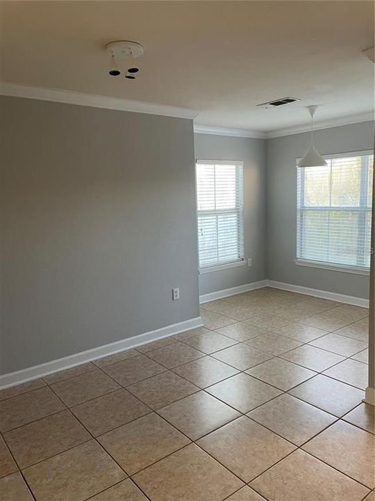 For Rent: $1,500 (1 beds, 1 baths, 865 Square Feet)