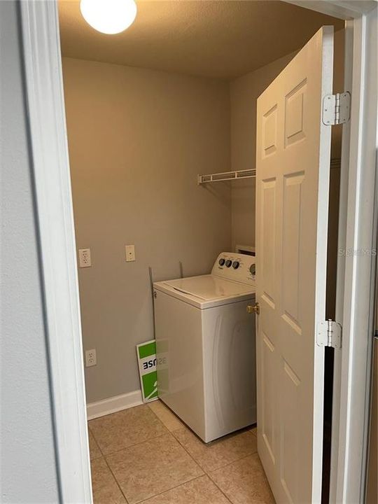 For Rent: $1,500 (1 beds, 1 baths, 865 Square Feet)