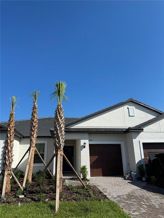 For Rent: $2,000 (2 beds, 2 baths, 1396 Square Feet)