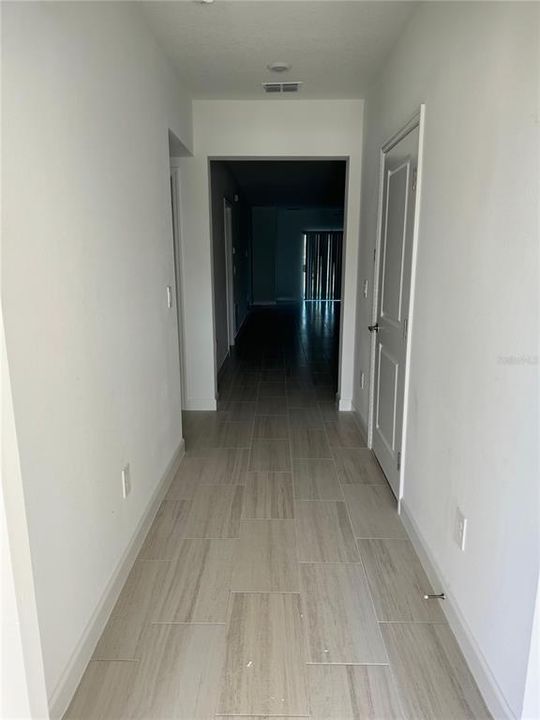 For Rent: $2,000 (2 beds, 2 baths, 1396 Square Feet)