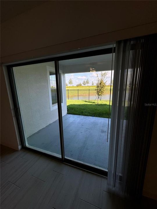 For Rent: $2,000 (2 beds, 2 baths, 1396 Square Feet)