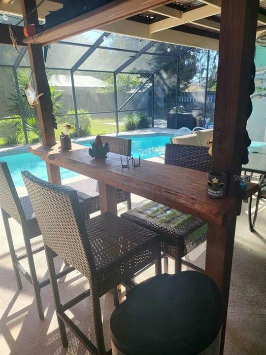 На продажу: $349,900 (2 спален, 2 ванн, 1980 Квадратных фут)