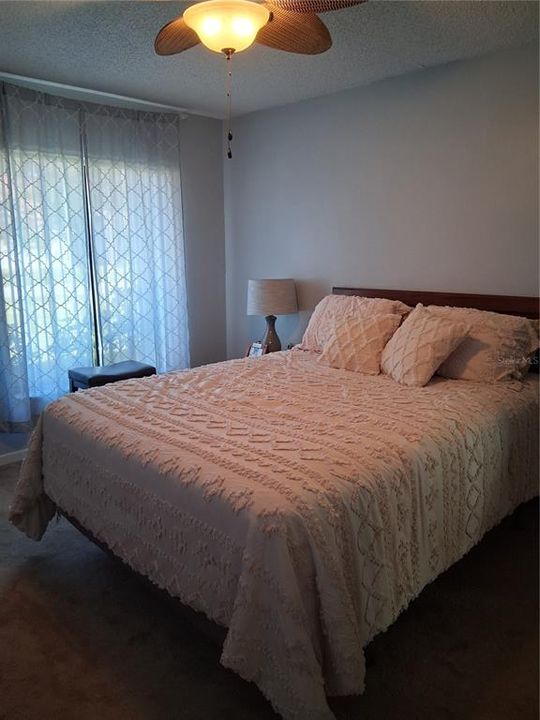 На продажу: $349,900 (2 спален, 2 ванн, 1980 Квадратных фут)