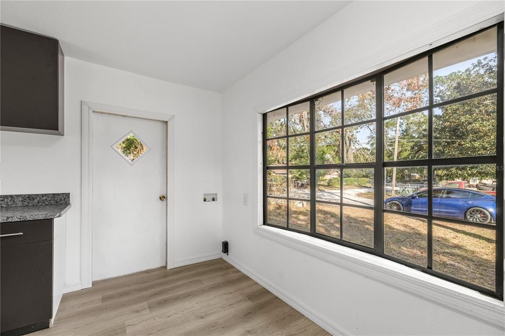 En Venta: $144,900 (3 camas, 2 baños, 1280 Pies cuadrados)