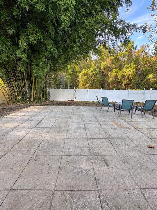 For Sale: $340,000 (4 beds, 2 baths, 2050 Square Feet)