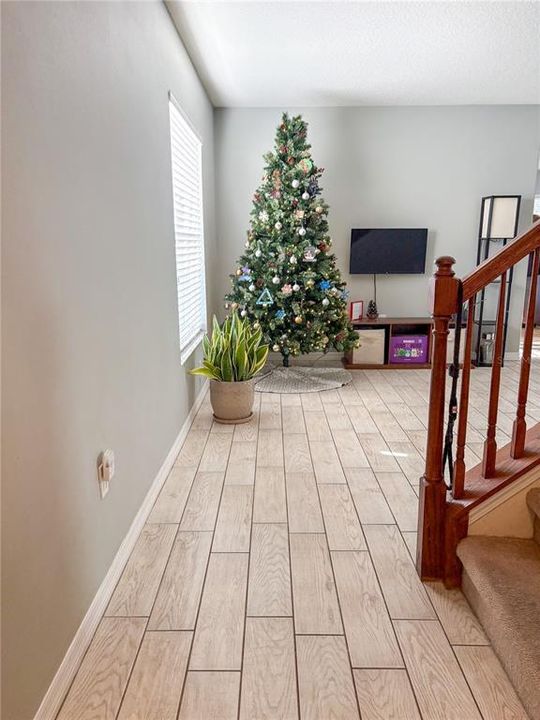 For Sale: $340,000 (4 beds, 2 baths, 2050 Square Feet)