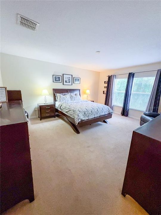 For Sale: $340,000 (4 beds, 2 baths, 2050 Square Feet)