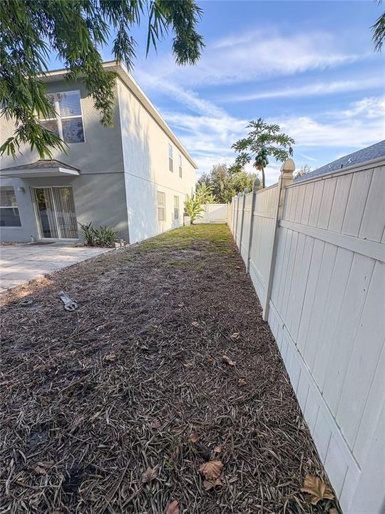 For Sale: $340,000 (4 beds, 2 baths, 2050 Square Feet)