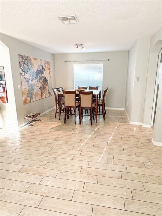 For Sale: $340,000 (4 beds, 2 baths, 2050 Square Feet)