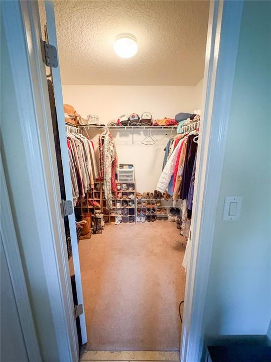 For Sale: $340,000 (4 beds, 2 baths, 2050 Square Feet)