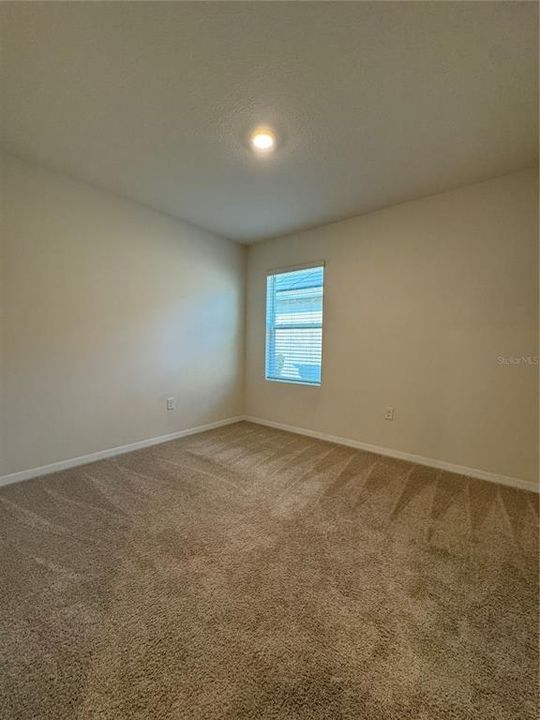 出租: $2,450 (3 贝兹, 2 浴室, 1641 平方英尺)