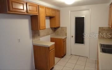 For Rent: $1,575 (2 beds, 1 baths, 1086 Square Feet)