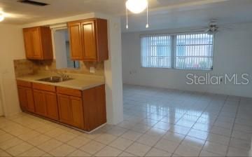 For Rent: $1,575 (2 beds, 1 baths, 1086 Square Feet)