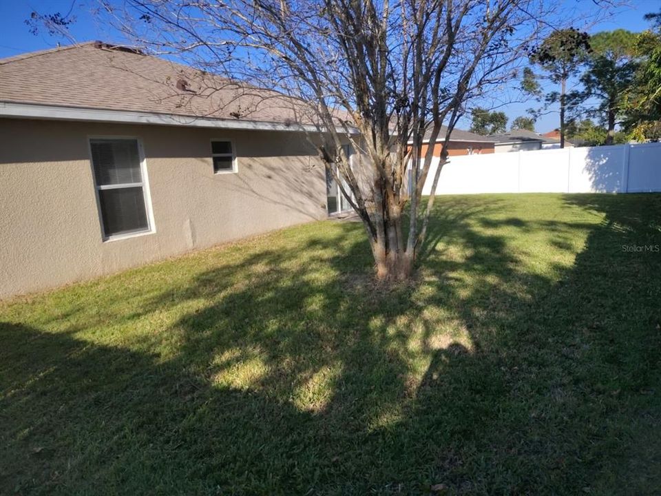 出租: $1,525 (3 贝兹, 2 浴室, 1764 平方英尺)