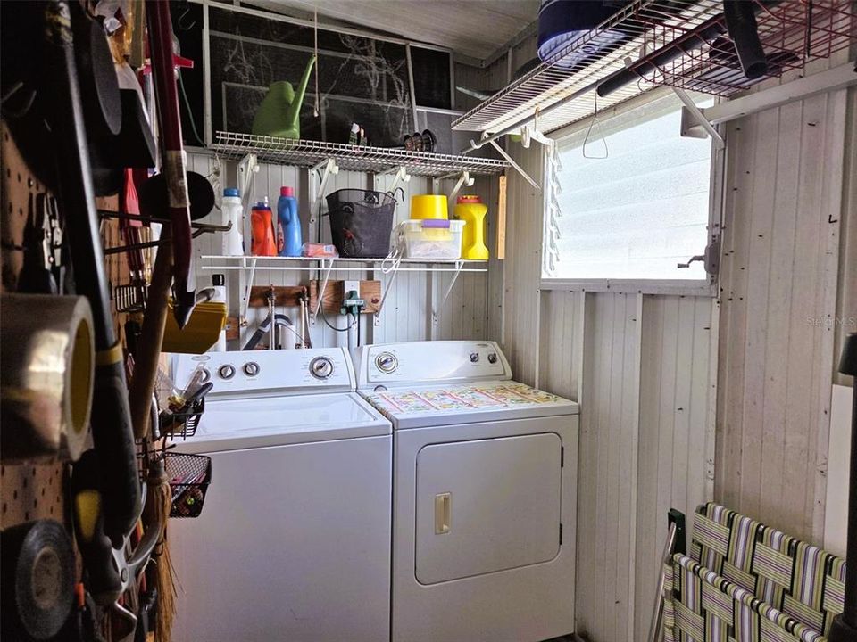 На продажу: $154,900 (2 спален, 2 ванн, 1056 Квадратных фут)