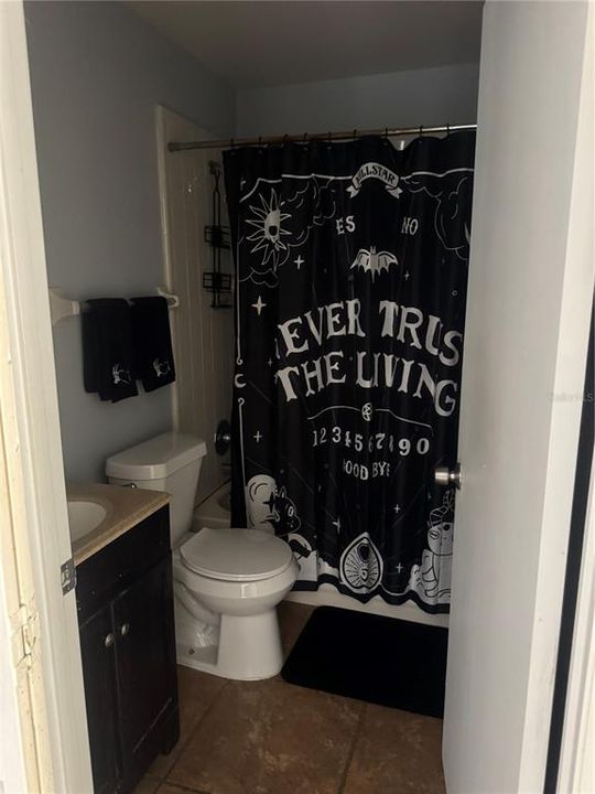 For Sale: $189,900 (2 beds, 2 baths, 886 Square Feet)