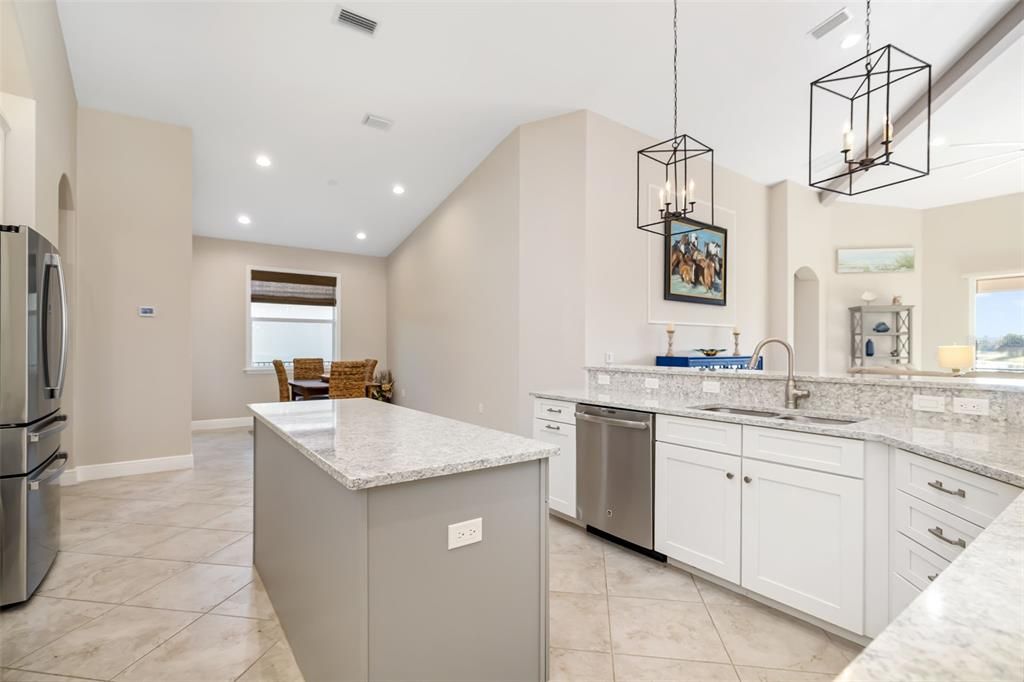 待售: $830,000 (4 贝兹, 3 浴室, 2904 平方英尺)