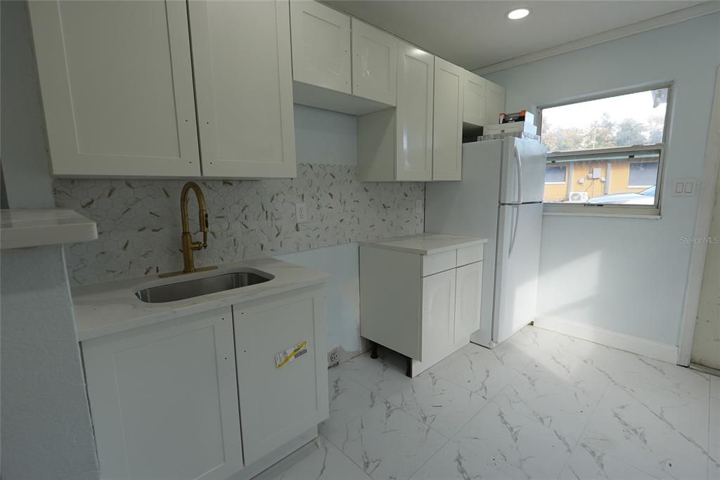 En Venta: $209,999 (2 camas, 1 baños, 816 Pies cuadrados)