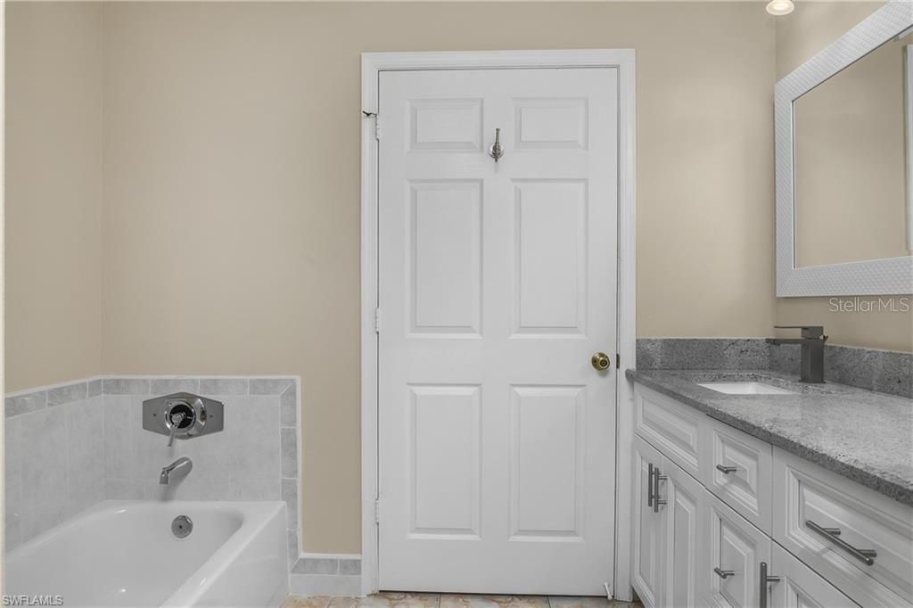 For Sale: $247,950 (3 beds, 2 baths, 1462 Square Feet)