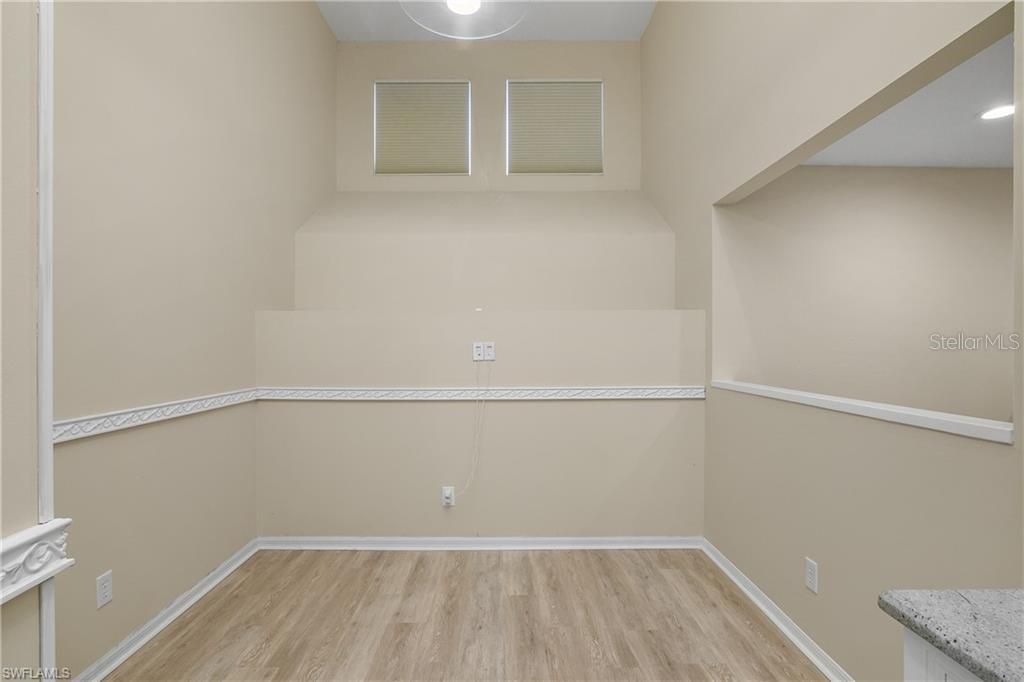 For Sale: $247,950 (3 beds, 2 baths, 1462 Square Feet)