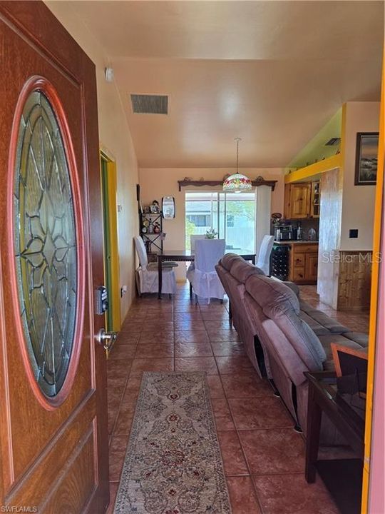 待售: $288,500 (3 贝兹, 2 浴室, 1116 平方英尺)