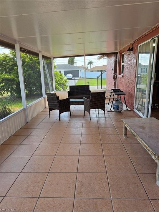 待售: $288,500 (3 贝兹, 2 浴室, 1116 平方英尺)